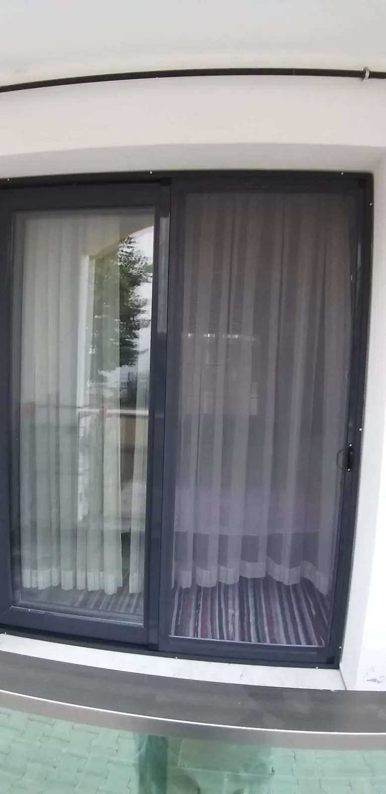 Balkon Kapısı Sineklik Montajı